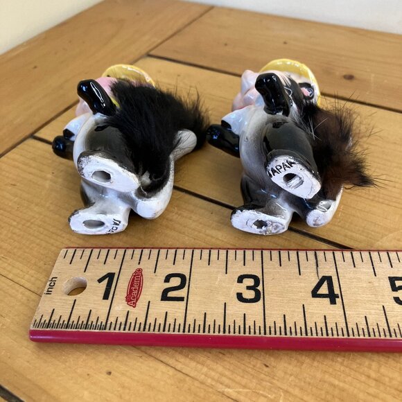 Skunk Ceramic Figurine Fur Tail Set of 2 Anthropomorphic Yellow Hats Vtg Japan - Picture 8 of 9